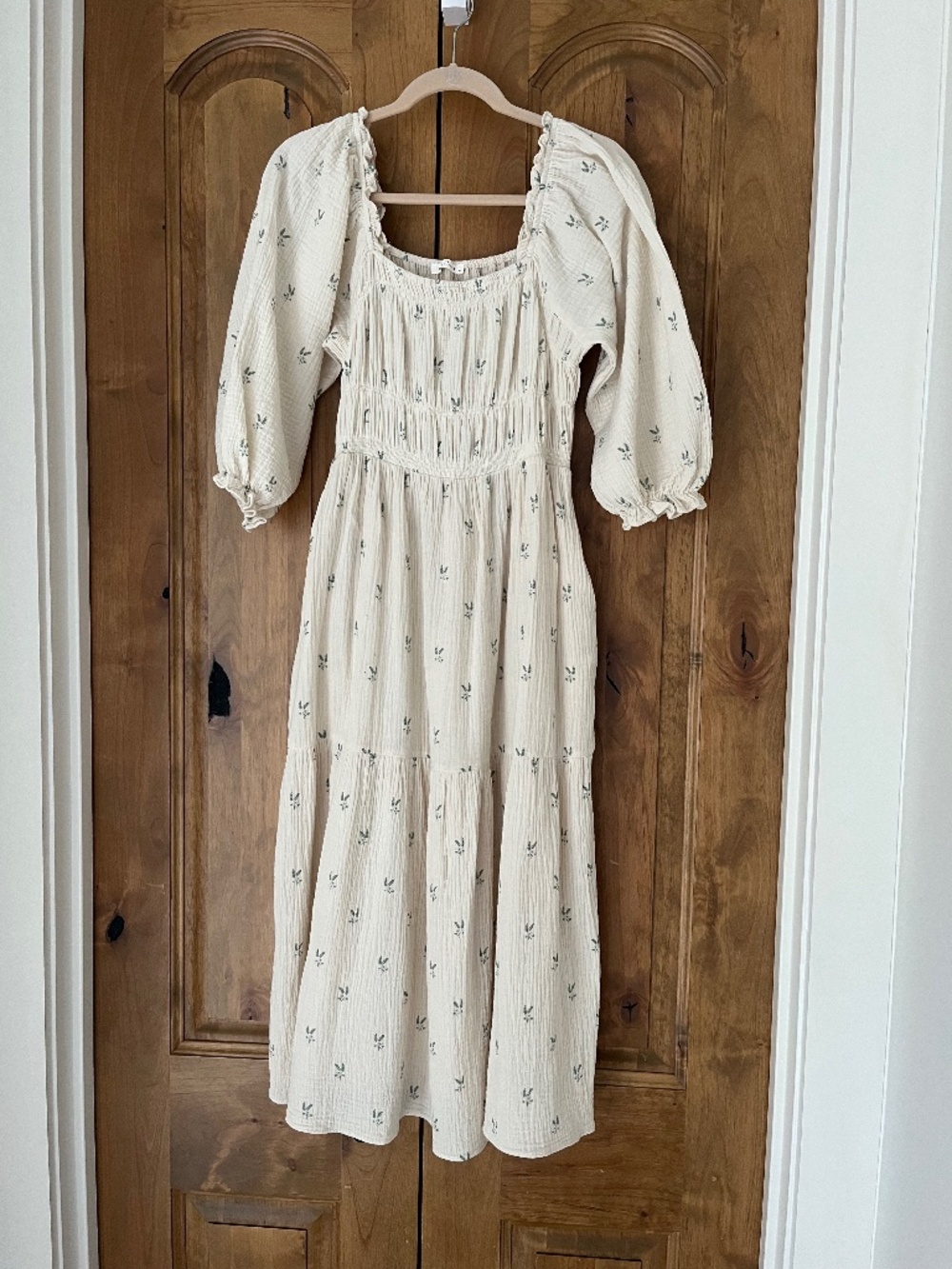 Neuflora Angela Dress Medium, color green floral - Picture 1 of 5